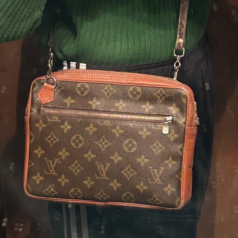 VINTAGE GORGEOUS Sport Sac Monogram Crossbody🧡🤎 - Picture 8 of 16